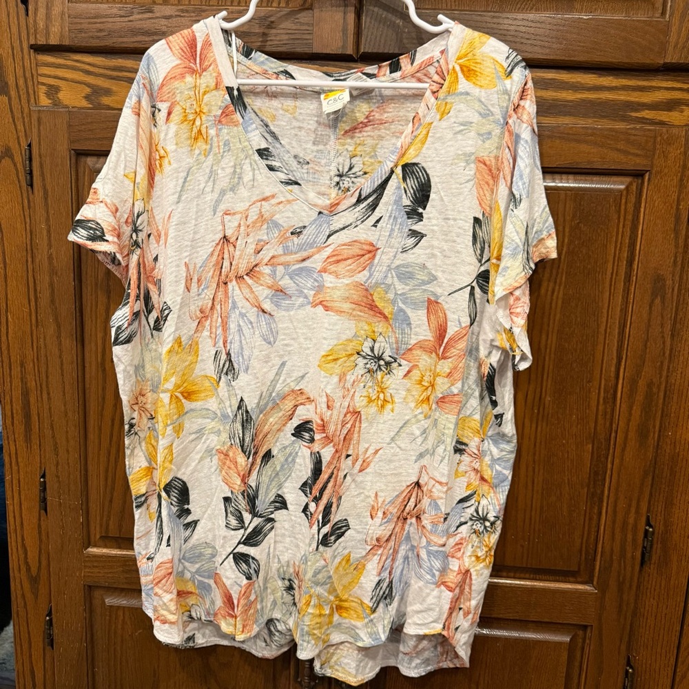 C&C California 100% Linen Tee Shirt Blouse 2X Floral Tropical